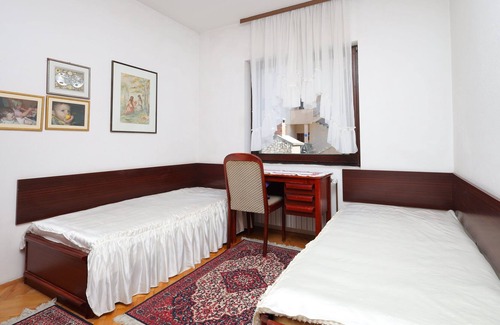 Baska Voda Apartment | Two bedroom apartment with terrace Baška Voda, Makarska (A-21337-a)