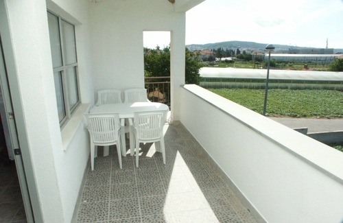 Seget Donji Apartment | Two bedroom apartment with terrace and sea view Seget Donji, Trogir (A-2041-a)