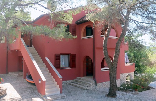 Loviste Apartment | Two bedroom apartment with terrace Lovište, Pelješac (A-22220-a)