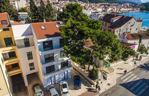 Makarska Old Town Apartment | Two bedroom apartment with balcony Makarska (A-19145-a)