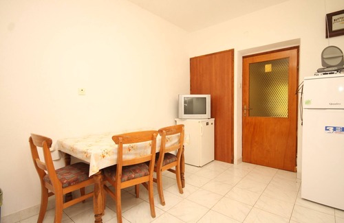 Nevidane Apartment | Two bedroom apartment near beach Neviđane, Pašman (A-8528-b)
