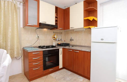 Zuljana Apartment | Two bedroom apartment near beach Žuljana, Pelješac (A-10112-a)
