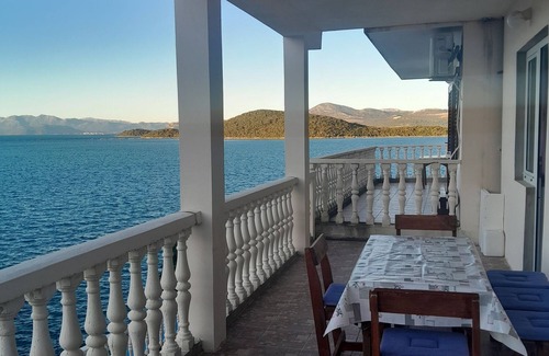 Dubrava Apartment | Two bedroom apartment near beach Cove Pještata, Pelješac (A-14440-a)