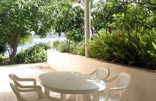 Kuciste Apartment | Two bedroom apartment near beach Kučište - Perna, Pelješac (A-4542-c)