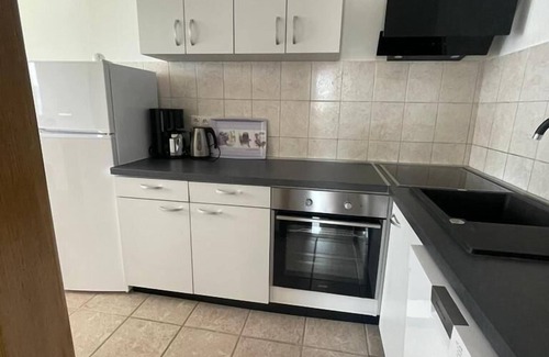 Slatine Apartment | Two bedroom apartment near beach Slatine, Čiovo (A-1139-c)