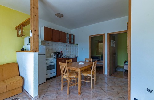 Cove Basina (Jelsa) Apartment | Two bedroom apartment near beach Basina, Hvar (A-11923-a)