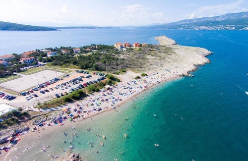 Silo Apartment | Two bedroom apartment near beach Šilo, Krk (A-18719-a)