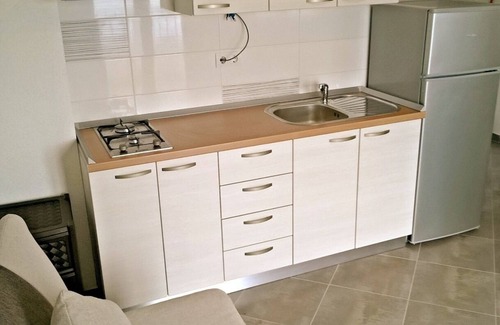 Gdinj Apartment | Two bedroom apartment near beach Cove Virak, Hvar (A-12321-a)