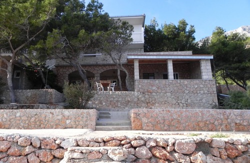 Sveta Nedjelja Apartment | Two bedroom apartment near beach Sveta Nedilja, Hvar (A-11433-b)
