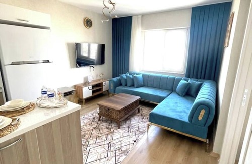 Esenyurt Apartment | Two Bedroom Apartment WiFi Free Parking BH46nn