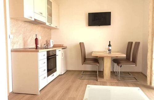 Trpanj Apartment | Two bedroom apartment with terrace and sea view Trpanj, Pelješac (A-23653-a)
