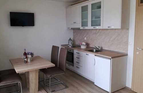Trpanj Apartment | Two bedroom apartment with balcony and sea view Trpanj, Pelješac (A-23653-b)