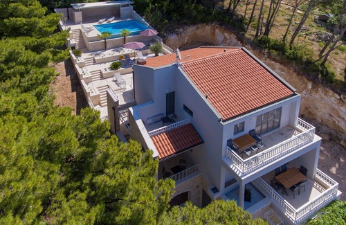 Brela Apartment | Two bedroom apartment with terrace and sea view Brela, Makarska (A-19345-a)