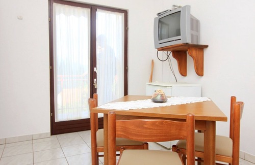 Trpanj Apartment | Two bedroom apartment with terrace and sea view Trpanj, Pelješac (A-10083-c)