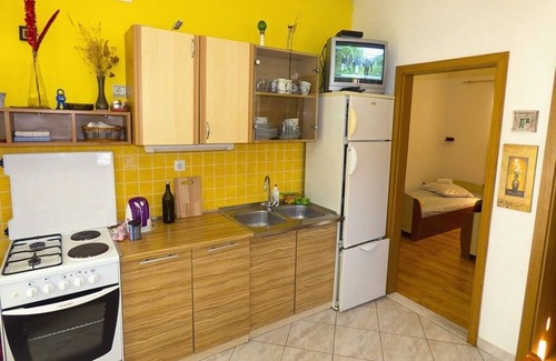 Ivan Dolac Apartment | Two bedroom apartment with terrace and sea view Ivan Dolac, Hvar (A-8782-d)