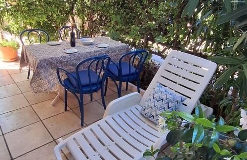Island Hvar Apartment | Two bedroom apartment with terrace Jelsa, Hvar (A-4017-c)
