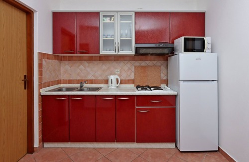Lopar Apartment | Two bedroom apartment with terrace Lopar, Rab (A-14804-d)