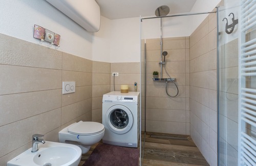 Vardica Apartment | Two bedroom apartment with terrace and sea view Vardica, Umag (A-19805-a)