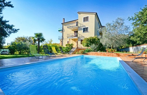 Valica Apartment | Two bedroom apartment with balcony Valica, Umag (A-21926-b)