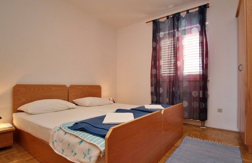 Silo Apartment | Two-bedroom Apartment with Balcony and Sea View