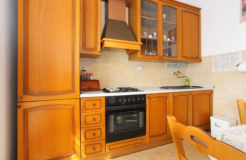 Stanici Apartment | Two bedroom apartment with terrace and sea view Stanići, Omiš (A-1028-b)