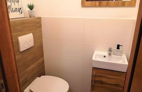 Ciritez Apartment | Two bedroom apartment with terrace Roč, Central Istria - Središnja Istra (A-17942-a)