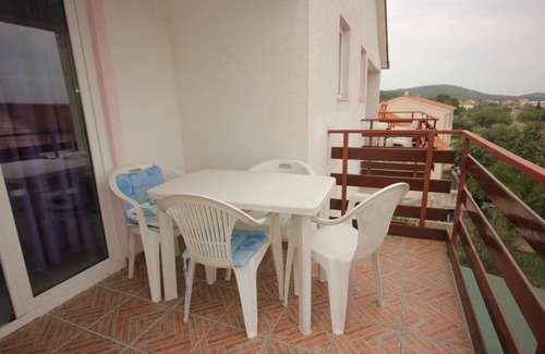 Kraj Apartment | Two bedroom apartment with terrace and sea view Kraj, Pašman (A-8502-a)