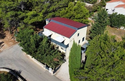 Vir Apartment | Two bedroom apartment with terrace and sea view Vir - Torovi - Vir - Pedinka, Vir (A-22373-c)