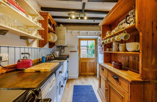 Blockley Cottage | Two bedroom holiday cottage in the Cotswolds - Honeysuckle Cottage, Blockley