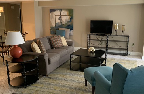Biloxi Condo | Two bedroom in the heart of Biloxi