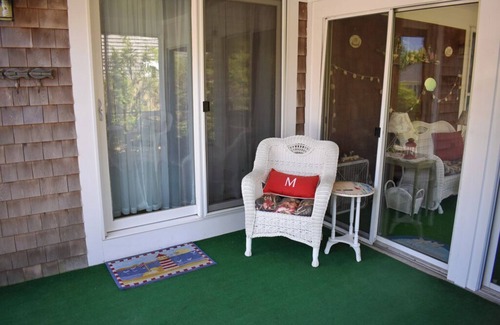 Dennis Port House | Two bedroom just .5 miles to Glendon Beach