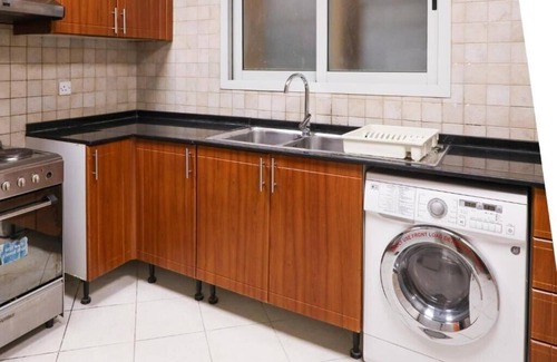 Al Mankhool House | Two Bedroom Suite Near Manhattan Avenue By Luxury Bookings
