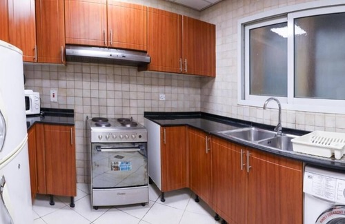 Al Mankhool House | Two Bedroom Suite Near Manhattan Avenue By Luxury Bookings