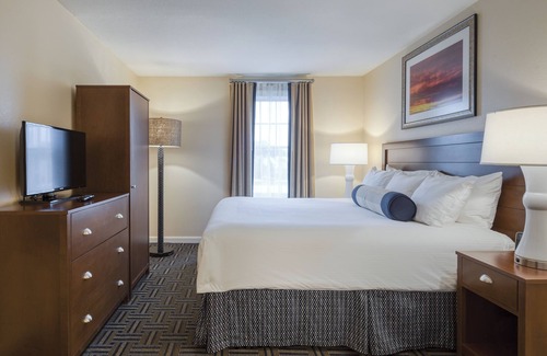 The Point Resort | Two Bedroom Suite w/Free WiFi, Resort Pool & Steps From Harbor