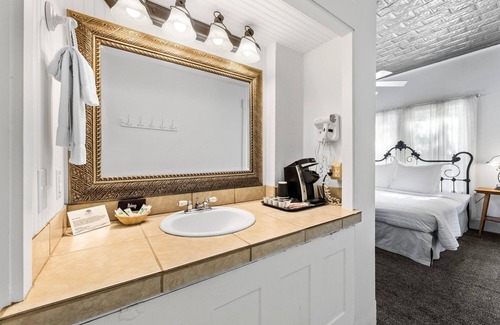Comfort Hotel | Two Bedrooms with One King and One Full Bed, microwave and mini fridge