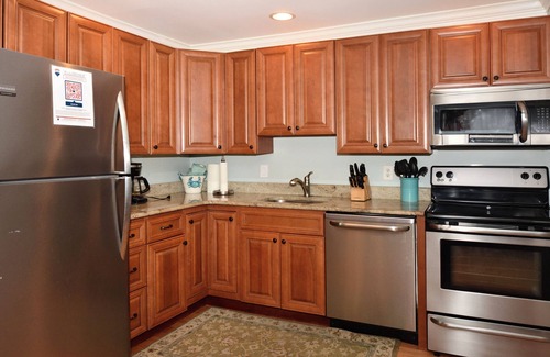 South Rehoboth House | Two Blocks from the Beach Pet Friendly 4BR Parking