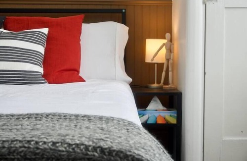 Moose Jaw Apartment | Two Condos! Two Kitchens, Sleeps 7, 3 Bedrooms