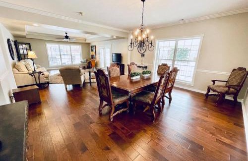 Fayetteville House | Two houses 7 bedrooms 3 King beds 7400 sq ft