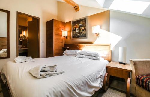 Flaine Apartment | Two internally connecting 2-bed apartments with shared private entrance