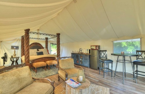 Marble Falls Cabin | Two Lakefront Yurts Hot Tubs, Kayaks, Dog Friendly