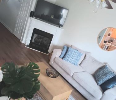 Paw Creek Apartment | Two Master Bedroom Townhouse!