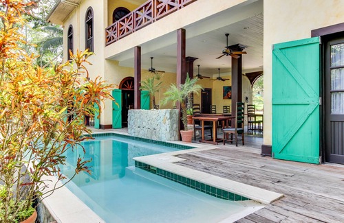 Bullet Tree Falls House | Two Riverfront Suites with Shared Infinity Pool, Balcony Views, WiFi, AC - Dogs OK