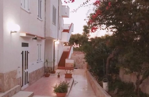 Defensola Villa | Two-room apartment sleeps 4. Ground floor