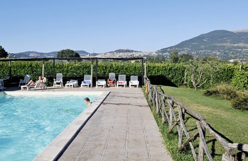 Santa Maria degli Angeli Apartment | Two-room apartment with swimming pool at Km 04 from Assisi