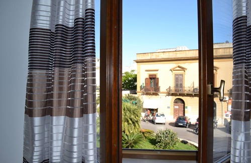 Mazara del Vallo Apartment | Two-roomed flat piazza Matteotti