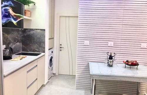 Bat Yam Apartment | Two Rooms Apartment by the Sea