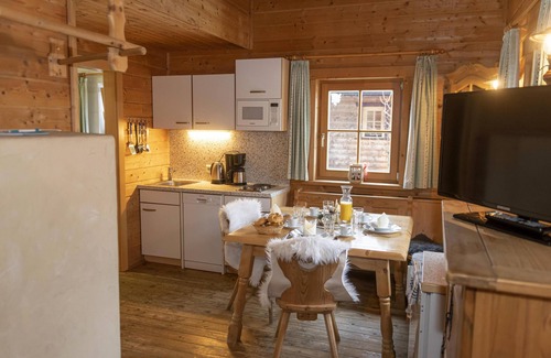 Niederau House | Two rustic chalets for small travel groups