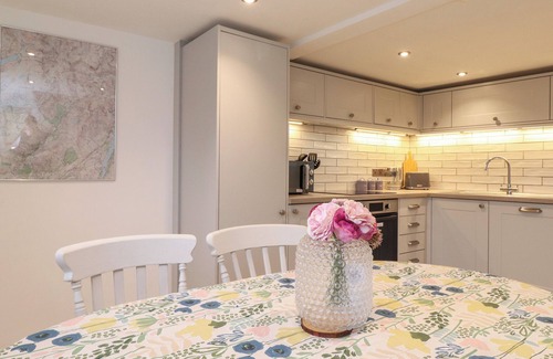 Ambleside Cottage | TWO SIDE HOUSE FARM, family friendly, with open fire in Langdale