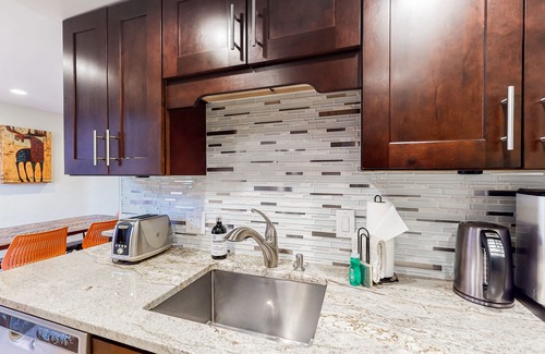 Frisco House | Two-story family-friendly retreat w/mountain views, balcony, gas grill, & more