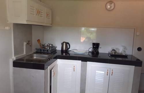 Nosy Be House | Two very quiet guest rooms in Nosy Be with kitchen and garden